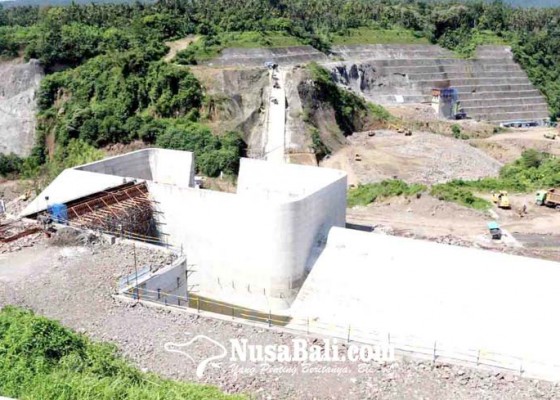 Nusabali.com - bendungan-desa-tamblang-dijadikan-objek-wisata