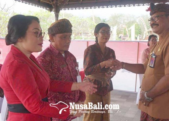 Nusabali.com - guru-tk-negeri-macang-juara-karya-tulis-ilmiah