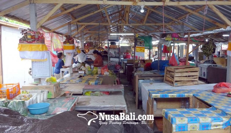 www.nusabali.com-170-pedagang-pasar-desa-tegal-harum-mulai-tempati-lahan-lapangan-basket