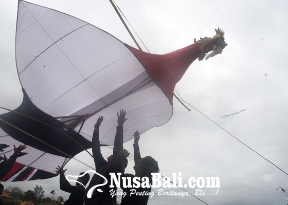 Nusabali.com - bali-kite-festival-ke-44-tahun-2022