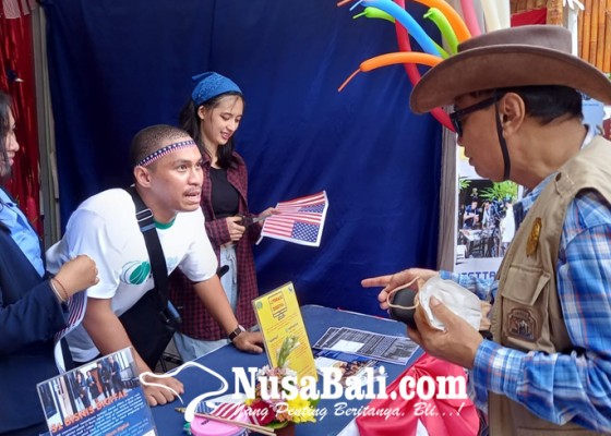 Nusabali.com - american-day-united-together-ipb-internasional-gelar-open-house