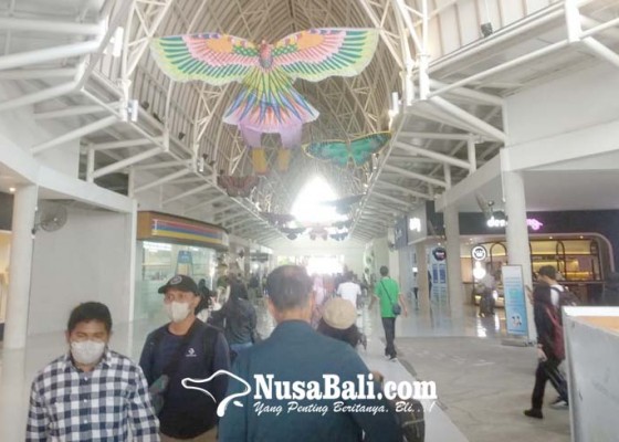 Nusabali.com - vaksinasi-booster-syarat-perjalanan-bagi-ppdn-pergerakan-penumpang-di-bandara-ngurah-rai-stabil