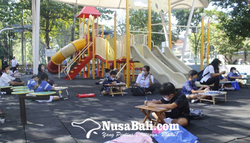 www.nusabali.com-festival-anak-denpasar-kenalkan-sketsa-lingkungan-kepada-siswa-sd-se-kota-denpasar