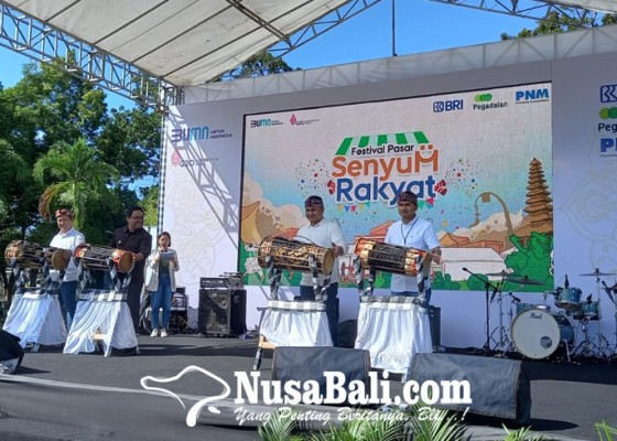 Nusabali.com - pegadaian-kembali-gelar-festival-pasar-senyum-rakyat-di-denpasar