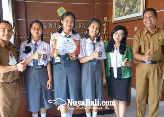 Nusabali.com - siswi-smkn-1-amlapura-jadi-duta-sekolah-anak