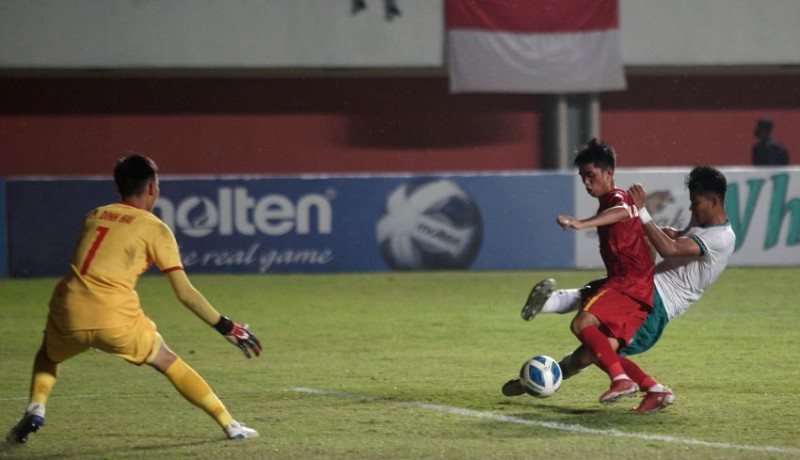 www.nusabali.com-kado-hut-ke-77-ri-indonesia-juara-piala-aff-u-16-2022