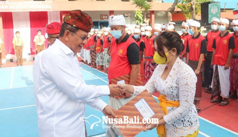 www.nusabali.com-mantan-kadispar-buleleng-dapat-remisi-3-bulan