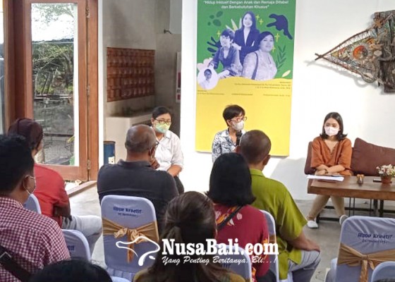 Nusabali.com - kulidan-kitchen-space-gelar-seminar-dan-pelatihan-hidup-inklusif