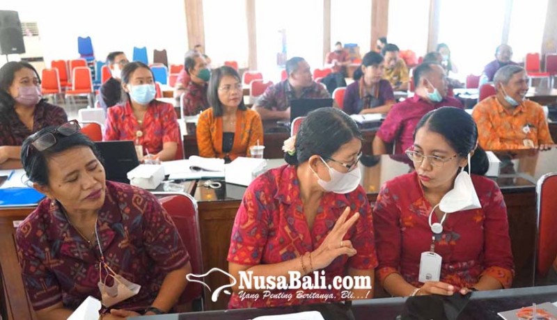 www.nusabali.com-guru-sd-susun-modul-dan-bahan-ajar-bahasa-bali