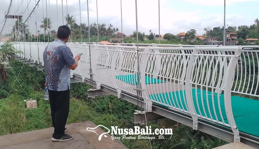 www.nusabali.com-jembatan-kaca-panjang-199-meter-jadi-objek-wisata-baru-di-bali