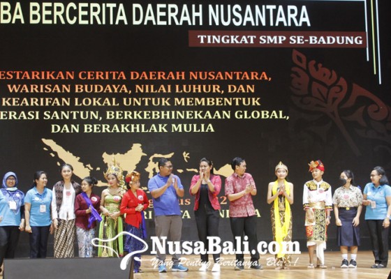 Nusabali.com - siswa-smp-se-kabupaten-badung-ambil-bagian-hidupkan-cerita-nusantara