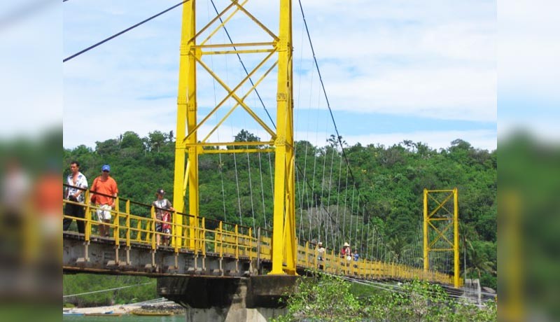 www.nusabali.com-termakan-usia-jembatan-kuning-keropos