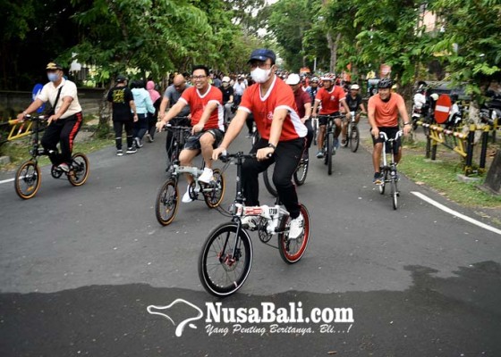 Nusabali.com - walikota-jaya-negara-sebut-cfd-upaya-tingkatkan-ekonomi-masyarakat
