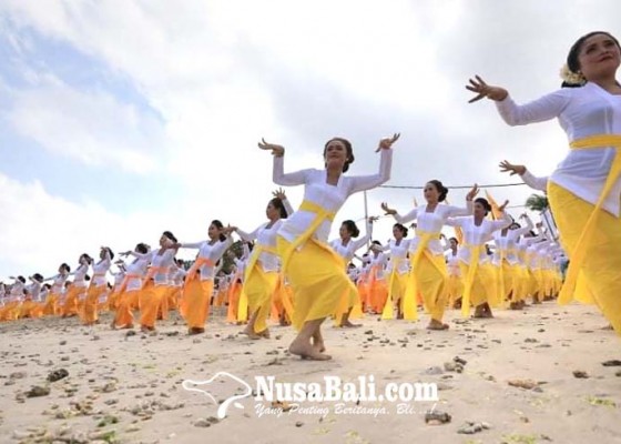 Nusabali.com - 2022-festival-nusa-penida-ditiadakan