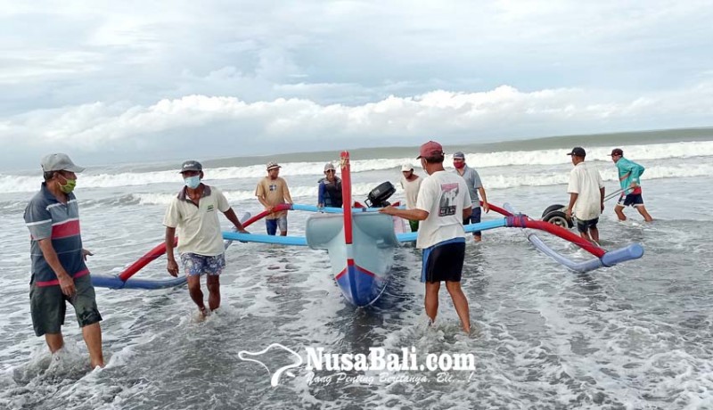 www.nusabali.com-1344-nelayan-tabanan-dapat-blt