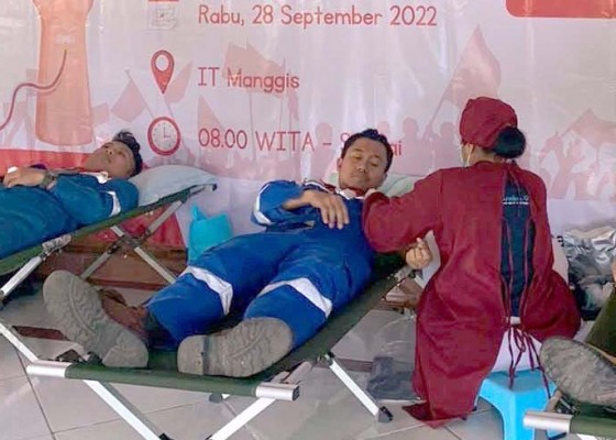 Nusabali.com - donor-darah-di-dua-tempat-terkumpul-55-kantong-darah