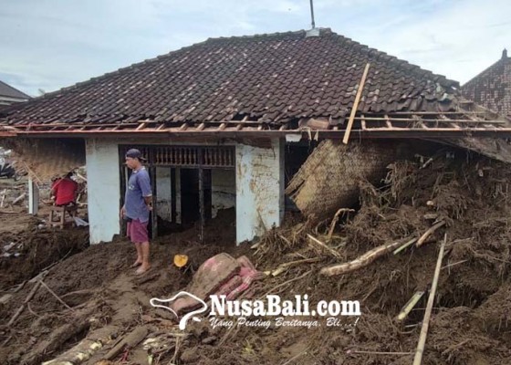 Nusabali.com - korban-banjir-bandang-sungai-biluk-poh-jembrana-dukung-rencana-relokasi-pemukiman