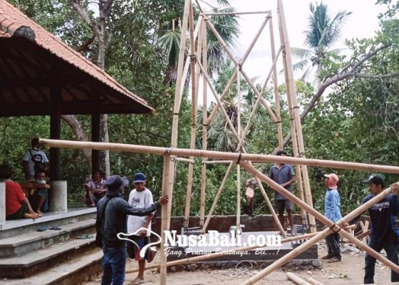 Nusabali.com - menara-internet-bambu-dibangun-di-desa-tembok