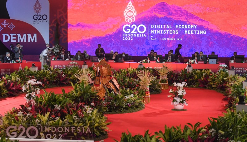 www.nusabali.com-presidensi-g20-indonesia-momentum-pulihkan-dunia-dari-krisis-global