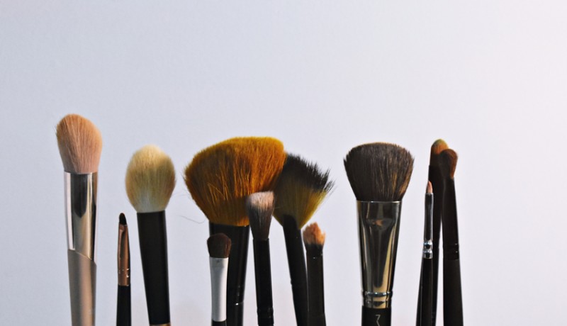 www.nusabali.com-inilah-9-jenis-brush-makeup-dan-kegunaannya