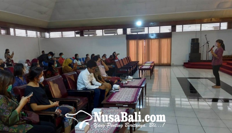 www.nusabali.com-guru-ikuti-program-pendampingan-pendidikan-seksual