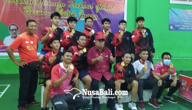 www.nusabali.com-denpasar-juara-umum-bulutangkis