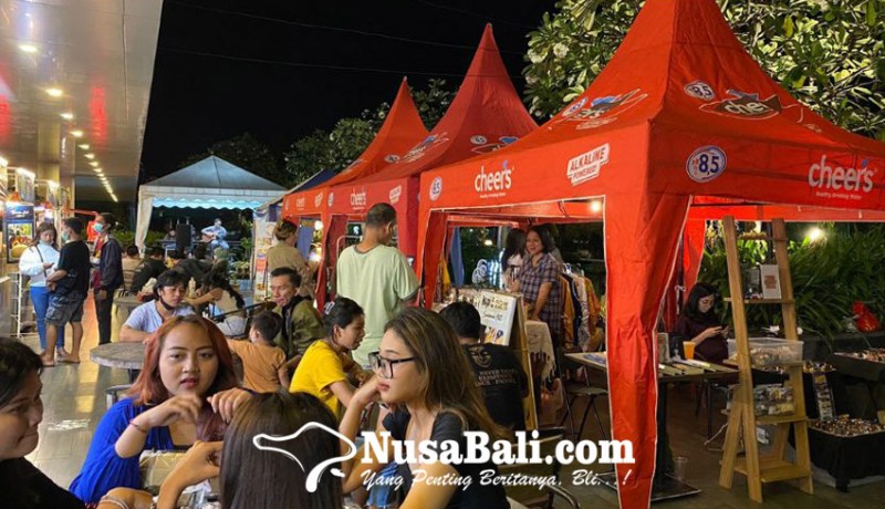 www.nusabali.com-satnight-market-plaza-renon-destinasi-bersantai-akhir-pekan-warga-denpasar