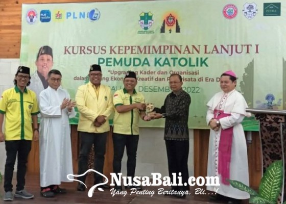 Nusabali.com - hadiri-kkl-i-gubernur-bali-harapkan-pemuda-katolik-terus-meningkatkan-kualitas-diri