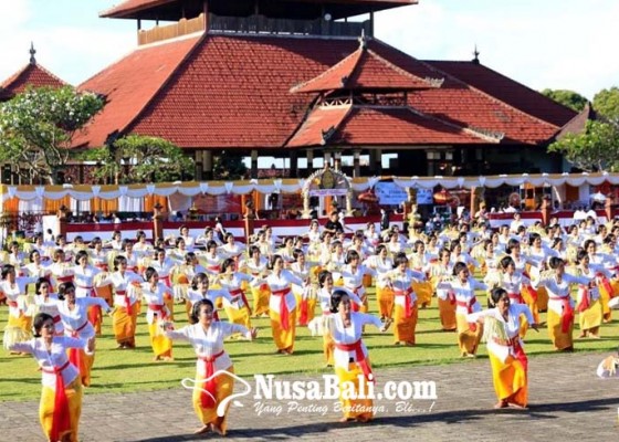 Nusabali.com - 500-guru-menari-pendet