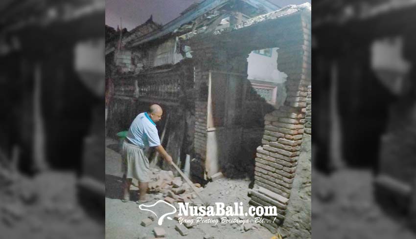 www.nusabali.com-dampak-gempa-karangasem-puluhan-rumah-dan-pura-rusak