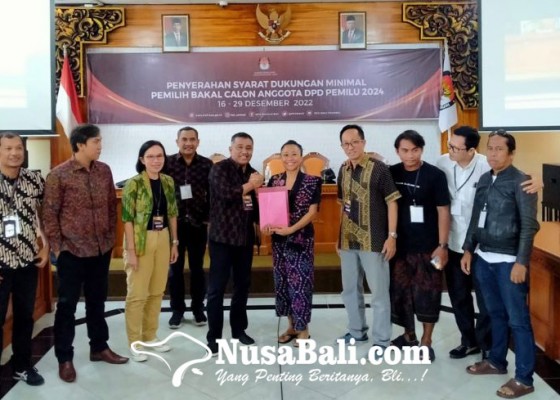 Nusabali.com - niluh-djelantik-bawa-2888-bukti-dukungan-maju-ke-dpd-ri-dapil-bali