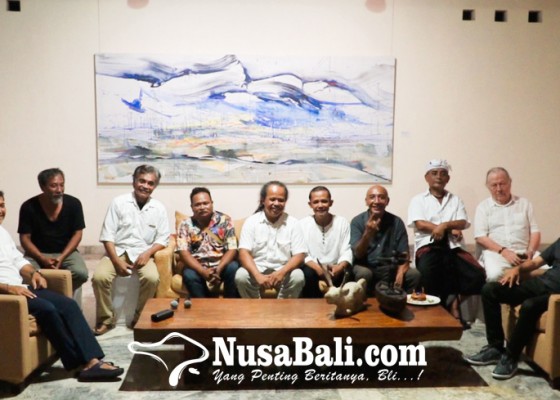 Nusabali.com - rindu-dua-dekade-8-seniman-dibayar-tuntas-lewat-39-bingkai-lukisan