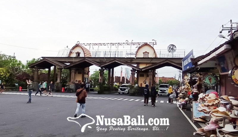 www.nusabali.com-wisatawan-tanah-lot-naik-400
