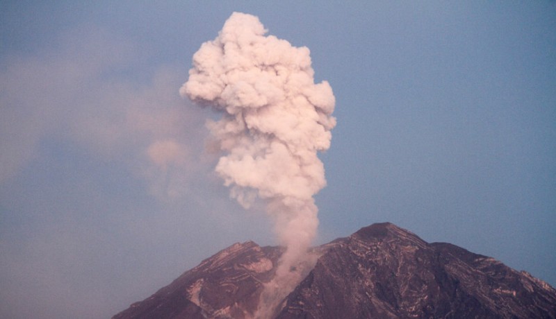 www.nusabali.com-lombok-airport-activities-unaffected-by-mt-semerus-eruption