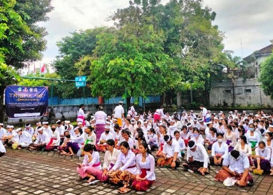 Nusabali.com - hari-raya-siwaratri-sekolah-gelar-persembahyangan-dan-dharma-wacana