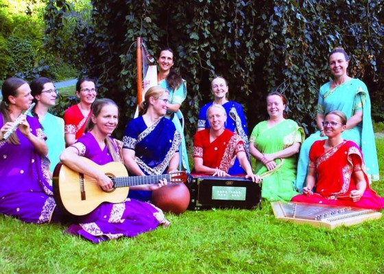 Nusabali.com - persembahan-masyarakat-internasional-kepada-bali-melalui-karya-seni-dan-musik-sri-chinmoy