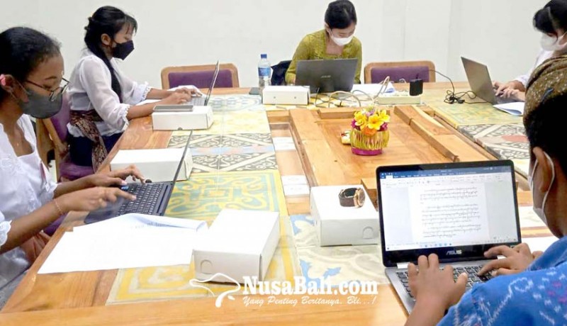 www.nusabali.com-denpasar-gelar-lomba-mengetik-aksara-bali-di-laptop
