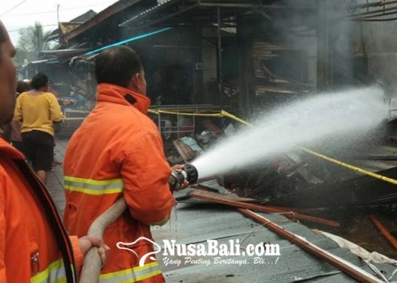 Nusabali.com - pasar-lelateng-terbakar-kerugian-ditaksir-rp-375-juta