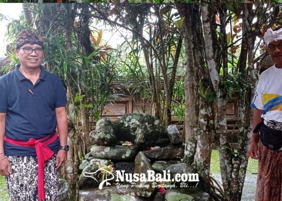 Nusabali.com - palinggih-terbuat-dari-batu-sungai-diyakini-sebagai-tempat-nunas-taksu