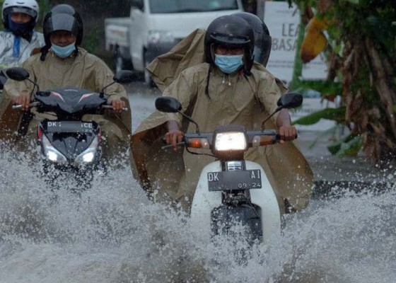 Nusabali.com - bmkg-waspada-hujan-petir-dan-angin-kencang-di-bali-9-11-februari