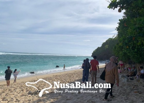 Nusabali.com - txt-bikin-video-klip-di-pantai-gunung-payung-pesona-surga-tersembunyi-di-selatan-bali