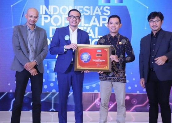 Nusabali.com - jasa-raharja-raih-penghargaan-indonesias-popular-digital-product-2023-dari-the-iconomics