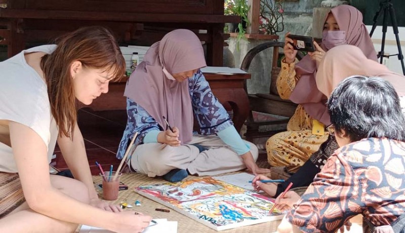 www.nusabali.com-siswa-dari-jakarta-belajar-seni-dan-bisnis-di-rumah-paros