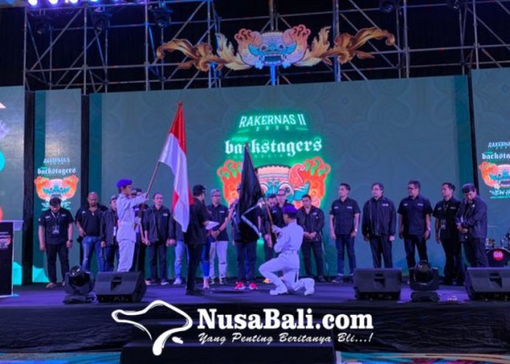 Nusabali.com - dpd-bali-forum-backstagers-indonesia-resmi-dilantik-bersama-bersinergi-di-dunia-industri-kreatif
