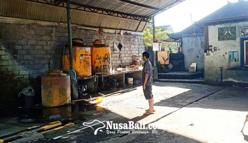 www.nusabali.com-usaha-cuci-kendaraan-macet