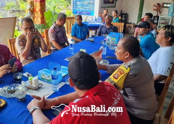 Nusabali.com - sempat-ditolak-spbu-merasa-perlakuan-ke-nelayan-tak-adil
