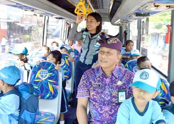 Nusabali.com - trayek-bus-sekolah-ditambah
