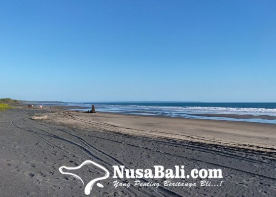 Nusabali.com - pesona-alami-wisata-pantai-kelating-pasir-hitam-nan-menawan