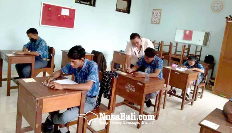 www.nusabali.com-23-siswa-slb-jimbaran-jalani-ujian-akhir