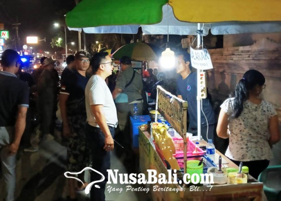 Nusabali.com - hari-ini-jalan-pantai-kuta-steril-dari-pedagang